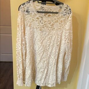 Torrid Sz3 Lined Lace Top in Cream